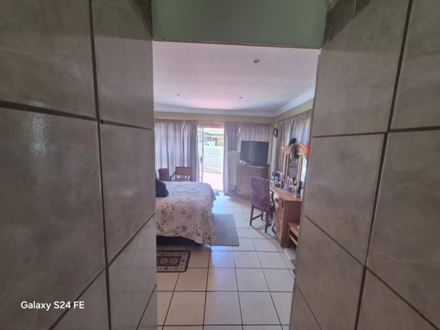 3 Bedroom Property for Sale in Geelhoutpark North West